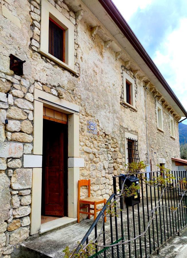 Ai Limiti • 67 • Stonehouse Konuk evi Palombaro Dış mekan fotoğraf