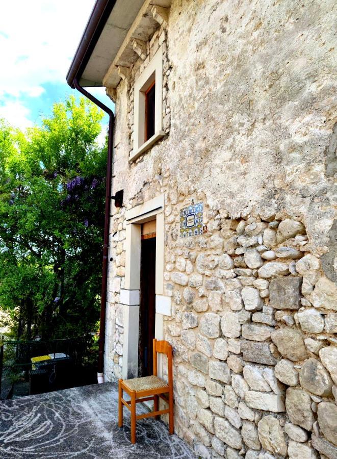 Ai Limiti • 67 • Stonehouse Konuk evi Palombaro Dış mekan fotoğraf