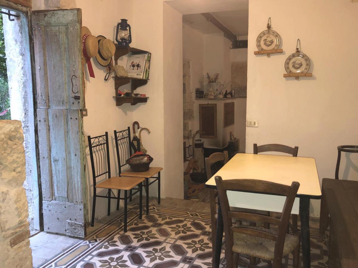 Ai Limiti • 67 • Stonehouse Konuk evi Palombaro Dış mekan fotoğraf